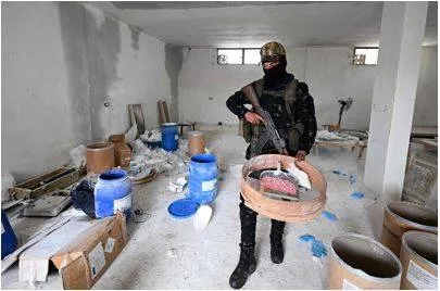 Syrian forces uncover drugs  weapons in hezbollah controlled lebanese border