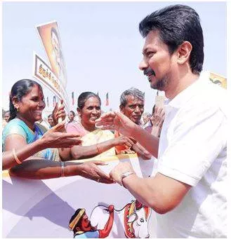 Centre betraying t n   udhayanidhi
