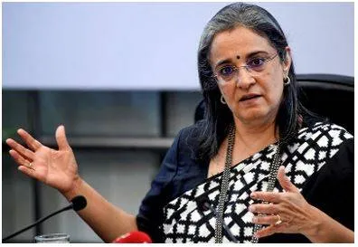 Hc halts acb action against ex sebi chief  others till today