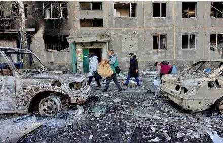 Zelenskyy seeks more sanctions against russia as strikes kill 14 