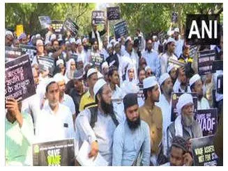 All india muslim personal law board  aimplb  on sunday announced a nationwide agitation against the proposed waqf amendment bill 