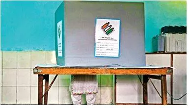 Election commission proposal  voters who decline to give aadhaar need to appear  explain why