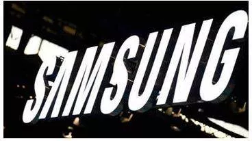 Why apple may have picked samsung over lg for the most important component of 'foldable iphone' and what makes it is an 'unusual strategy' for the company