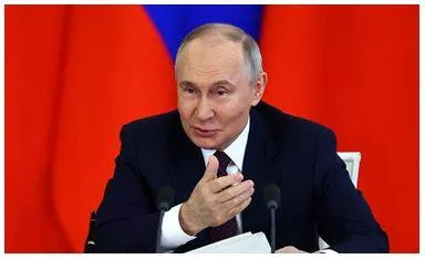 Putin uses soviet victory over nazis to rally support for invasion of ukraine