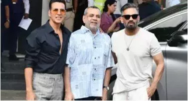 Akshay kumar says paresh rawal's hera pheri 3 exit ‘will be handled by court’  chides journo for calling him ‘foolish’