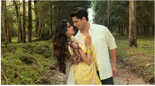 Param sundari teaser  sidharth malhotra  janhvi kapoor bring rom coms back  fans can't get over sonu nigam's song