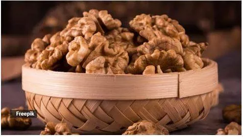 Learn the best way to store walnuts during summer months