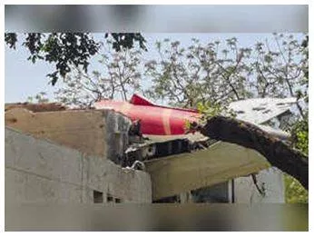 Air india crash  pm modi calls ahmedabad tragedy 'heartbreaking'  says he's in constant touch with authorities
