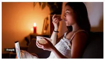 What happens to the body if you eat more than 15 grams of fat at dinner 