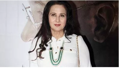 Poonam dhillon says she introduced vanity vans to bollywood  reveals how name of her company became a generic term