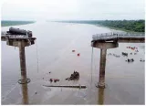 Death toll in bridge collapse rises to 18  two still missing
