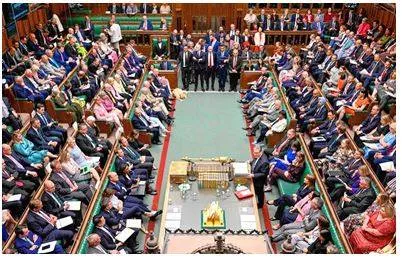 U k  govt  plans to reduce age of voting from 18 to 16
