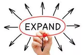 Expanded - To become or to make something bigger. (फैलना या फैलाना) 