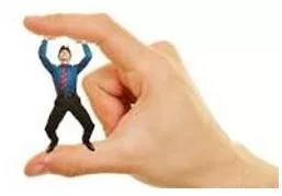 Shrinking - Becoming smaller in size or amount. (सिकुड़)