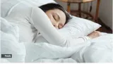 This is what happens to the body when you sleep for 7 hours vs  9 hours