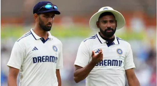 Siraj  prasidh krishna accused of ball tampering  icc advised to send ball used by india for ‘lab examination’