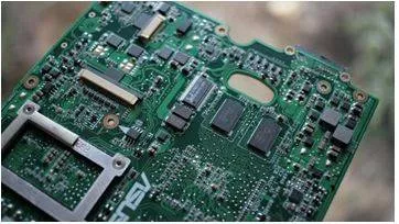 Pm modi says made in india chips by end of 2025  calls for indigenous social media  tech platforms