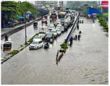 Toll hits 15 as rain pounds maharashtra for second day
