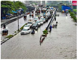 Toll hits 15 as rain pounds maharashtra for second day