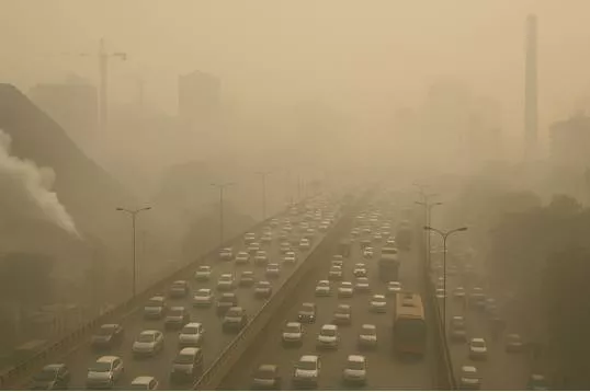 Delhi’s pollution crisis  causes  consequences  and solutions