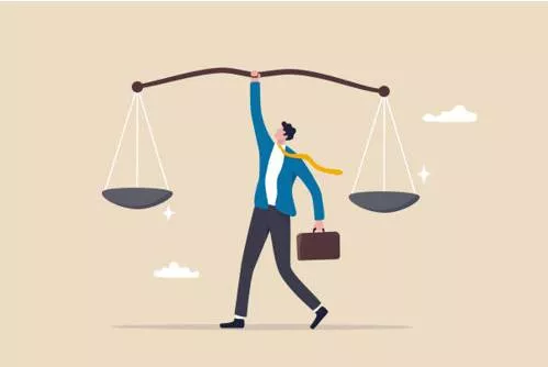Judicious - Having, showing, or done with good judgment or sense. (?????? ???? / ??????????)