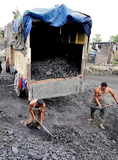 ‘CIL spent ₹961 crore in ongoing fiscal year as capex on solar’