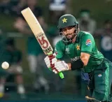 Pakistan targets big win over Lanka to progress