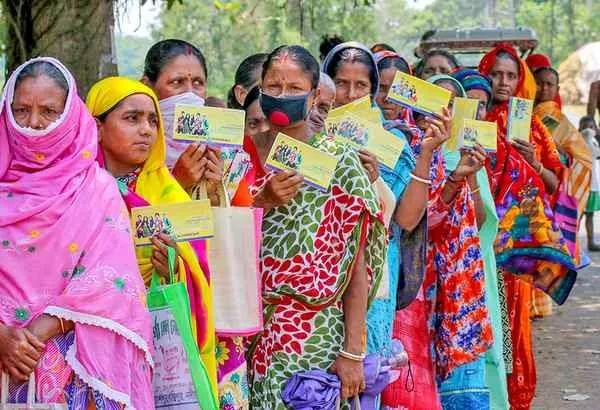 Women turn into wealth creators via ‘bank mitras’
