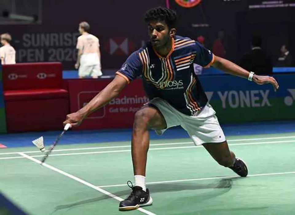 Ayush stuns World No. 7 Feng; Sindhu advances