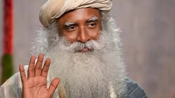‘It’s as simple as that’: Sadhguru shares how to reduce body heat in summer; expert weighs in