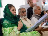 Mehbooba Mufti announces protest on seventh anniversary of abrogation of Article 370, apologizes for Jantar Mantar remark