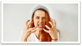Pique  - Meaning: feel irritated or resentful.