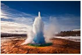 Gushing  - Meaning-  Expressing so much enthusiasm, praise or emotion that it does not seem sincere.